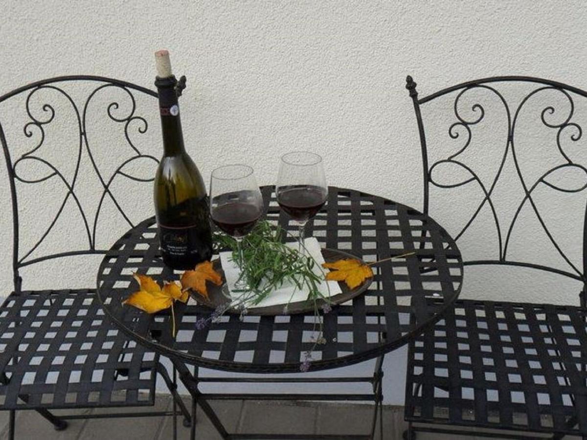 Holiday Flat With Swimming Pool In Prackenbach Viechtach Exterior foto